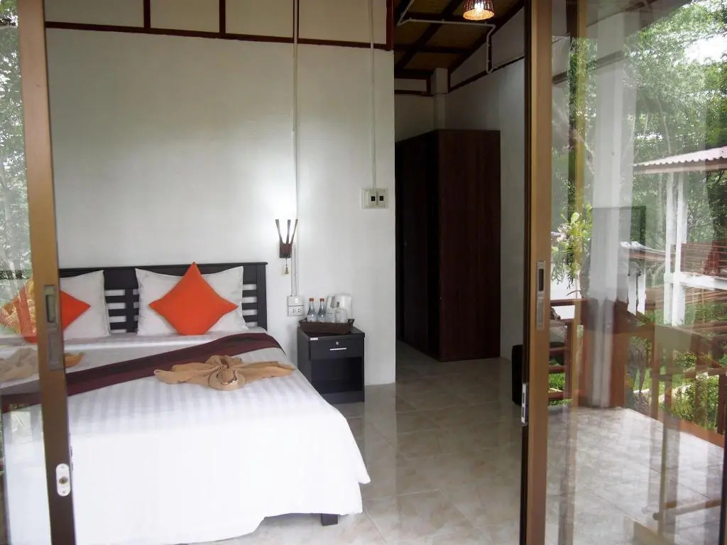 Ко-Липе: Chareena Hill Resort - Pattaya Beach Koh Lipe