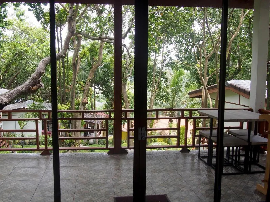 Ко-Липе: Chareena Hill Resort - Pattaya Beach Koh Lipe