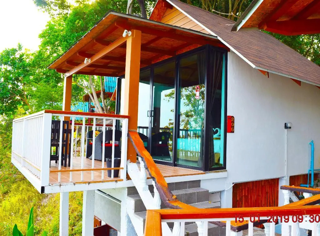 Ко-Липе: Chareena Hill Resort - Pattaya Beach Koh Lipe