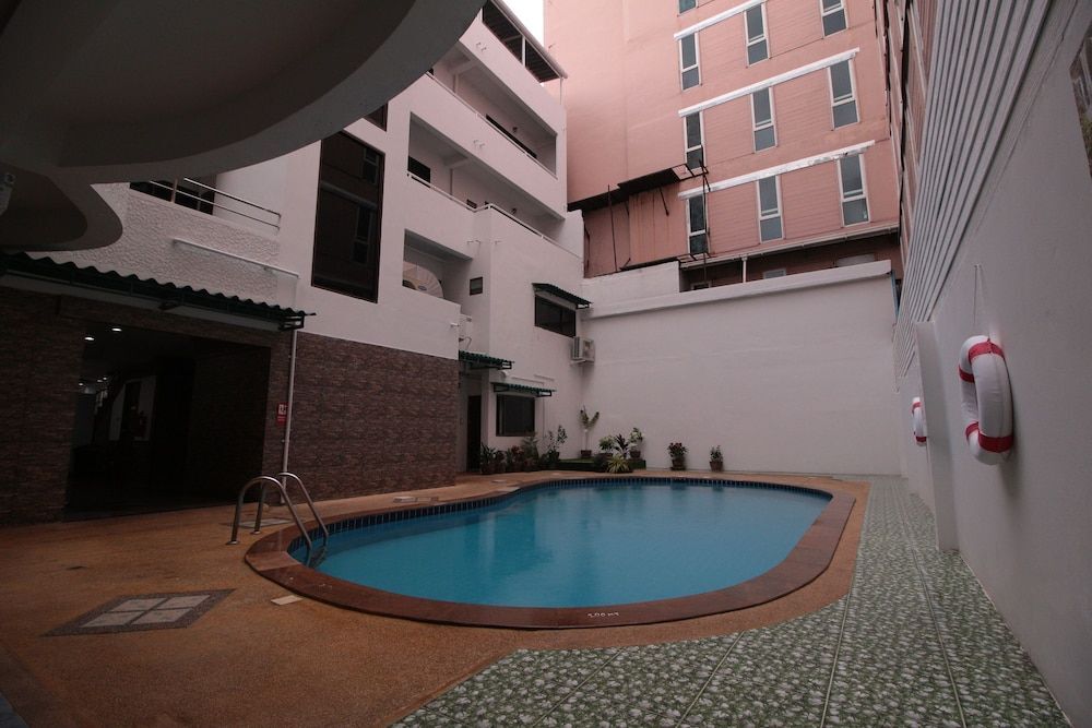 Кату: Taj Phuket Inn