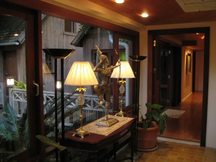 Канчанабури: Teakwood Villa