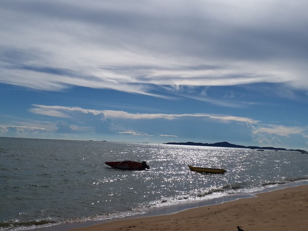 Паттайя: Cetus Beachfront Jomtien