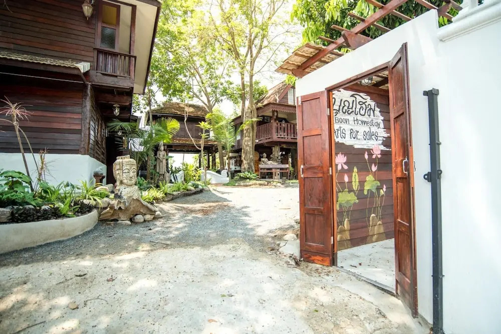 Сан-Кампаенг: Boon Home Stay Arts and Crafts