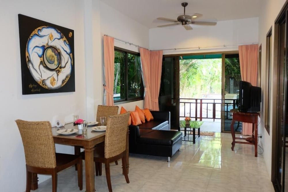 Муанг: The Title G405 by Fullrooms Phuket