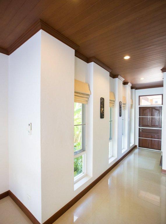 Муанг: BaanManchusa Thai Villa