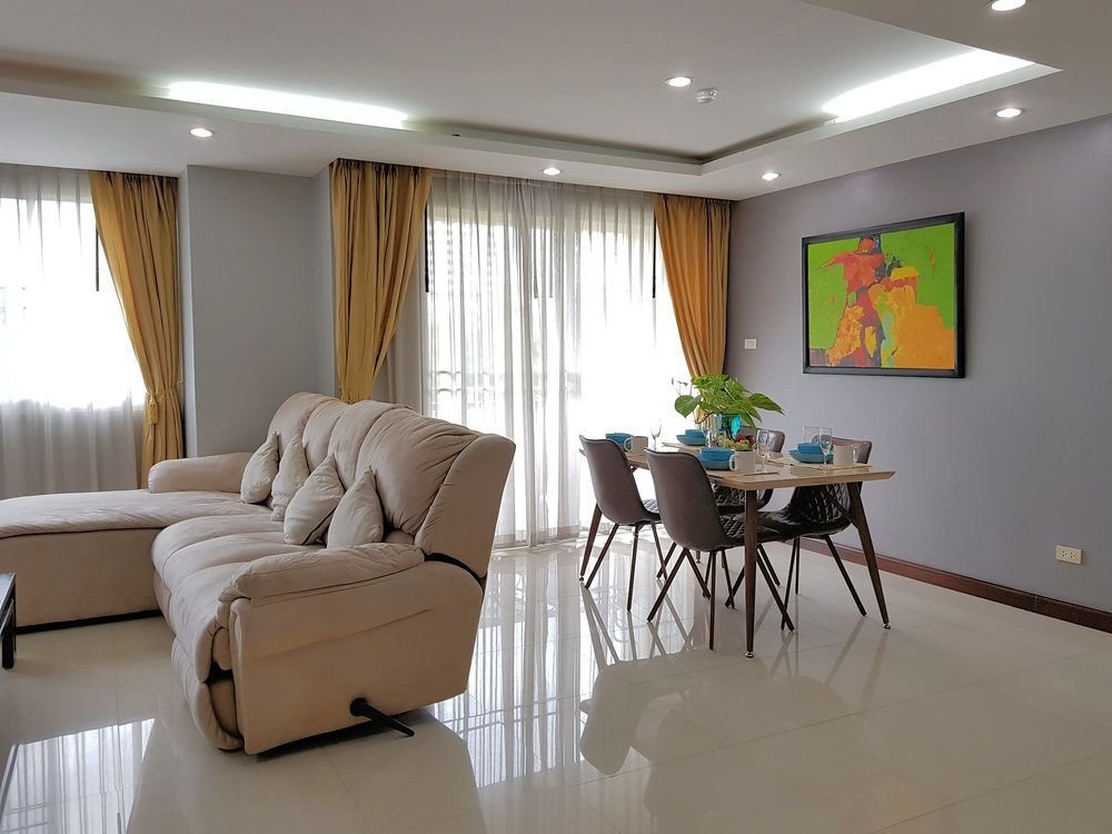 Паттайя: A Large 2 BR-3 Baths 207 Downtown