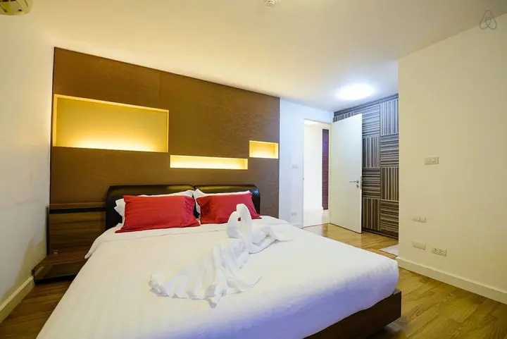 Бангкок: Nicely Apartment Near MRT Ratchadaphisak