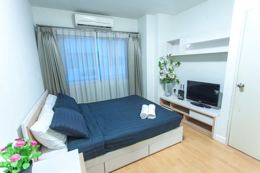 Бангкок: Sukhumvit 52 Near BTS On Nut Apartment