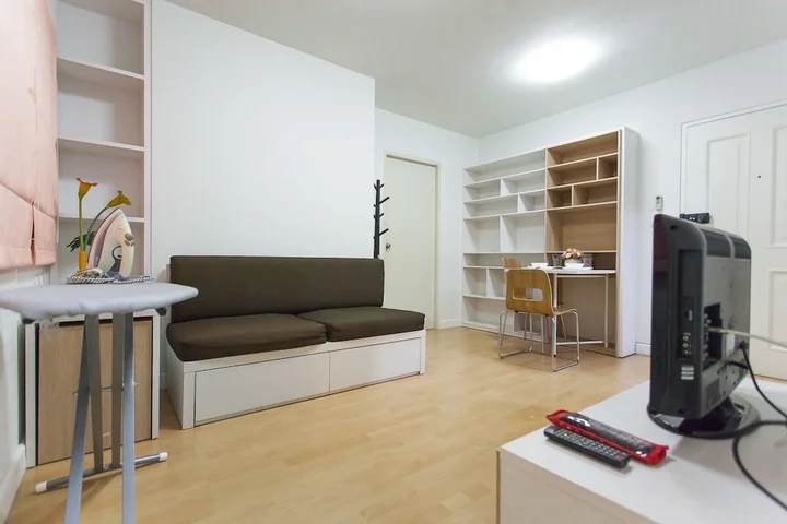 Бангкок: Sukhumvit 52 Near BTS On Nut Apartment