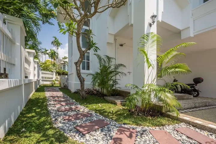Exclusive Beachfront Villa — фото 4