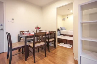 Бангкок: Nicely Apartment Close RCA Nightclub