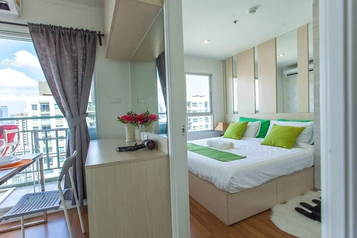 Бангкок: Nicely Apartment Close RCA Nightclub