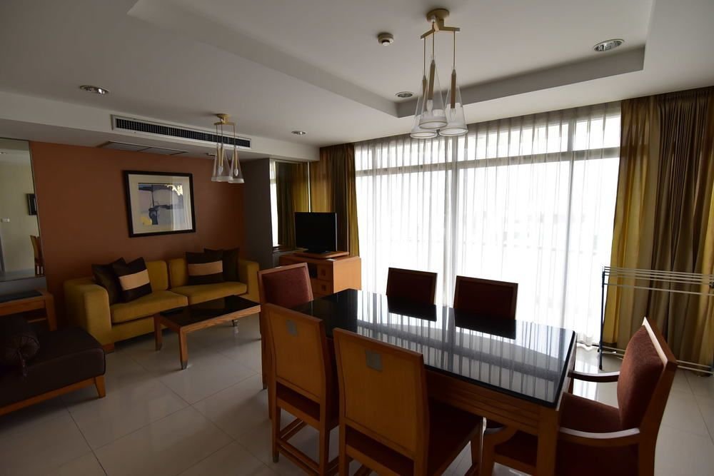Antique Palace Apartment — фото 3