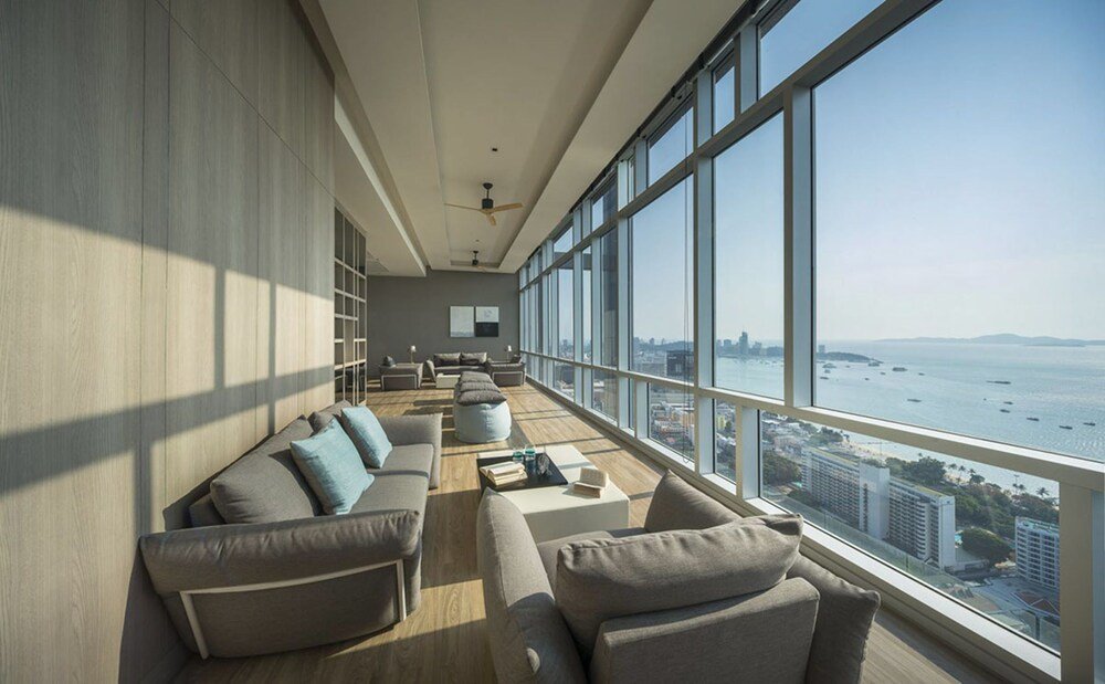Паттайя: 1BR Centric Sea 812 With Infinity Pool