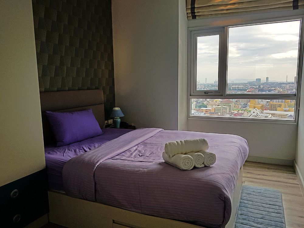 Паттайя: 1BR Centric Sea 812 With Infinity Pool