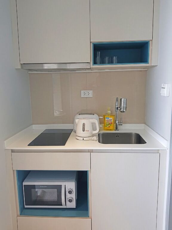 Паттайя: 1BR Centric Sea 812 With Infinity Pool