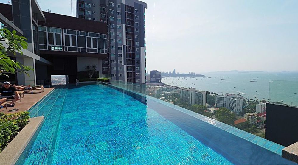 Паттайя: 1BR Centric Sea 812 With Infinity Pool