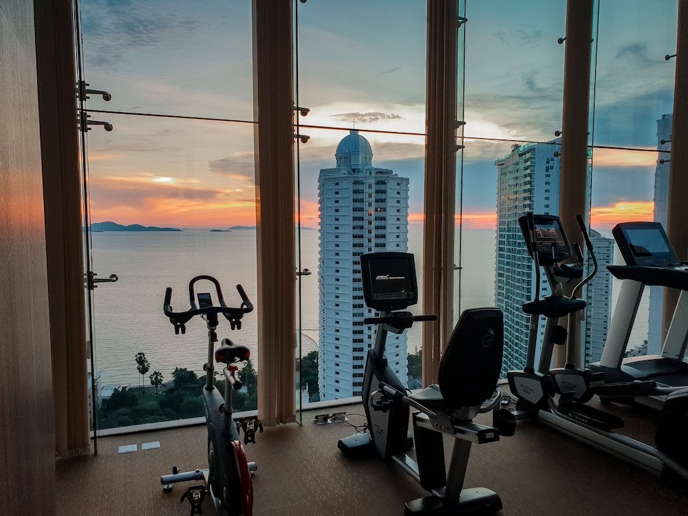 Riviera 1BR Sea View A804 — фото 3