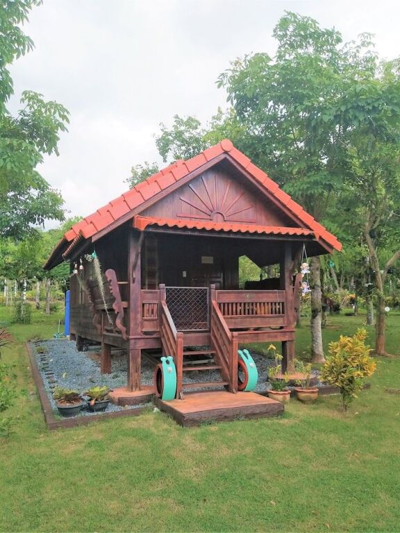 Бай-Лан: Suwanalak Resort