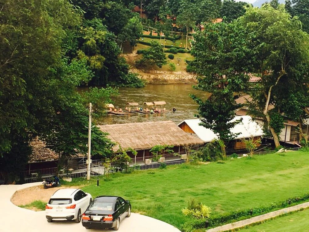 Сай Йок: Binlha Raft Resort
