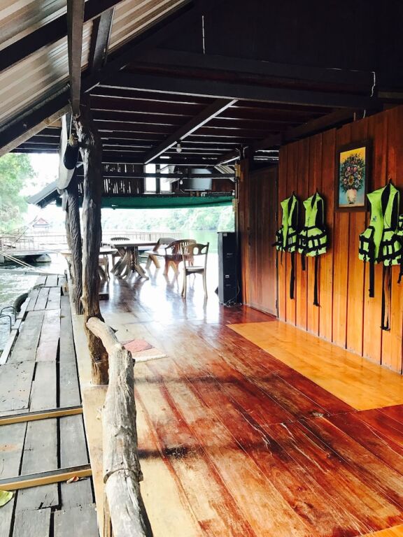 Сай Йок: Binlha Raft Resort