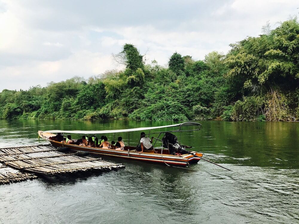 Сай Йок: Binlha Raft Resort
