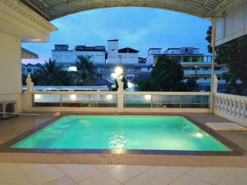 Трат: Baan Sai Thong Hotel