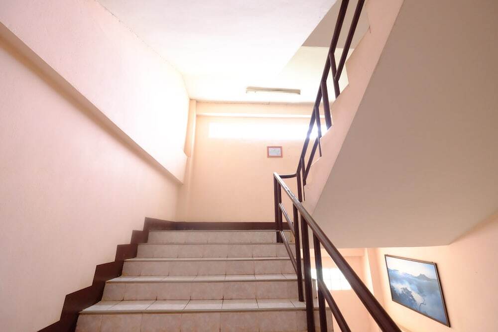 Сакон Накхон: LP Apartment
