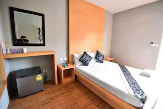 Банг Пхли: Love Box Resort