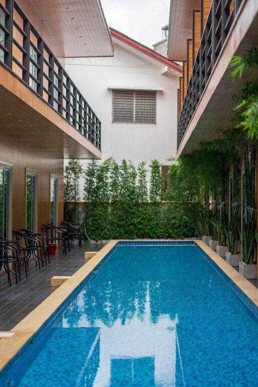 Бангкок: Resort V - MRT Huai Khwang