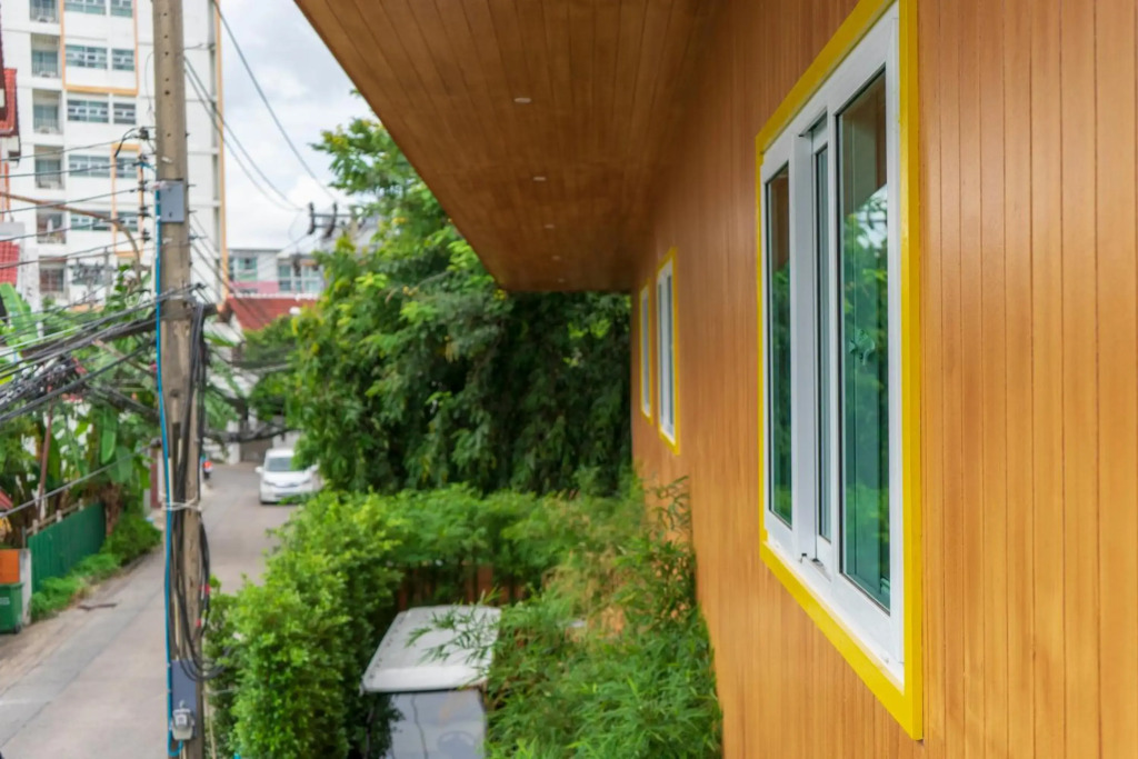 Бангкок: Resort V - MRT Huai Khwang