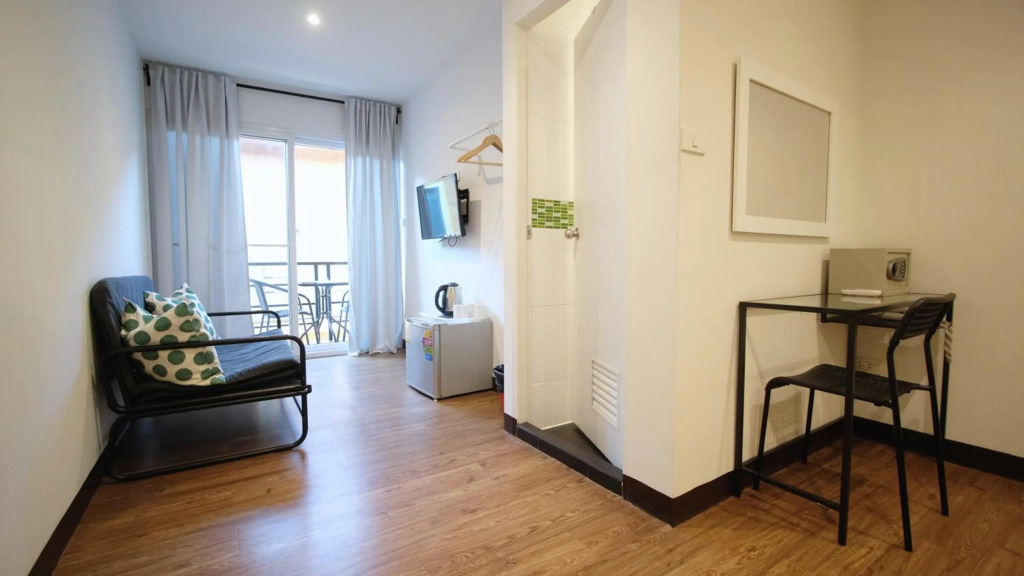 Бангкок: Resort V - MRT Huai Khwang