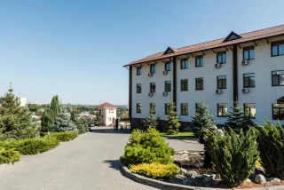 Саратов: Парк-отель Вишнёвая гора