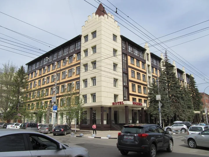 Саратов: Отель Богемия на Вавилова