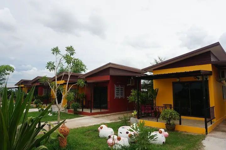 Рои Эт: Tangkae View Resort