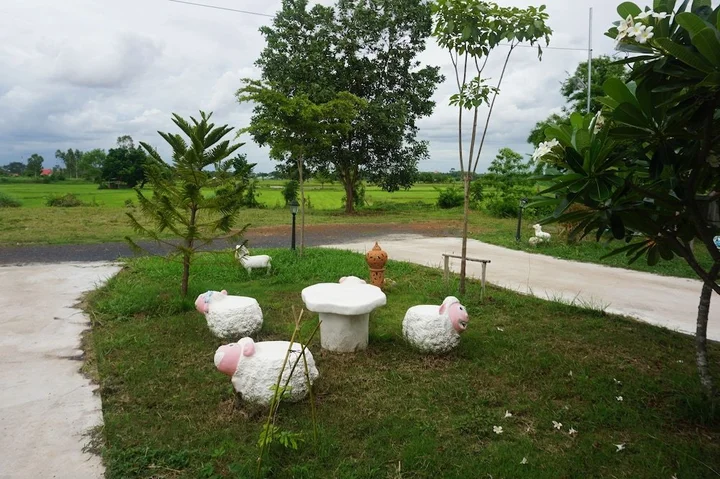 Рои Эт: Tangkae View Resort