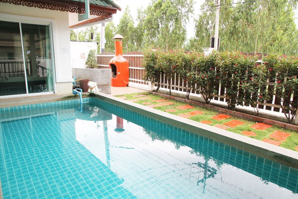 Чаам: Fira Villa Huahin