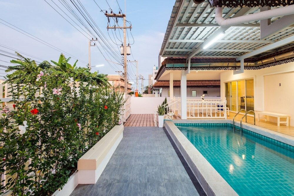 Чаам: Fira Villa Huahin