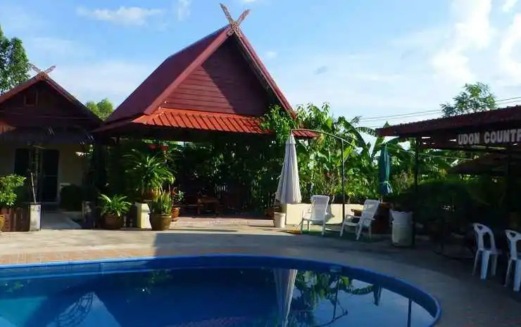 Бан-Мак-Хен: 2 Double Bedroom Pool Apartment With Extensive Kitchen Dining Room Wi-fi Aircon