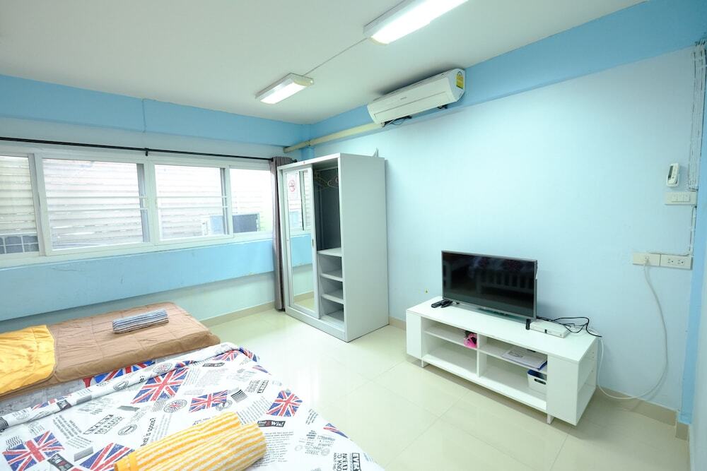 Бангкок: Orion Apartment