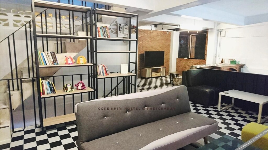 Пхетчхабури: Core Khiri Hostel