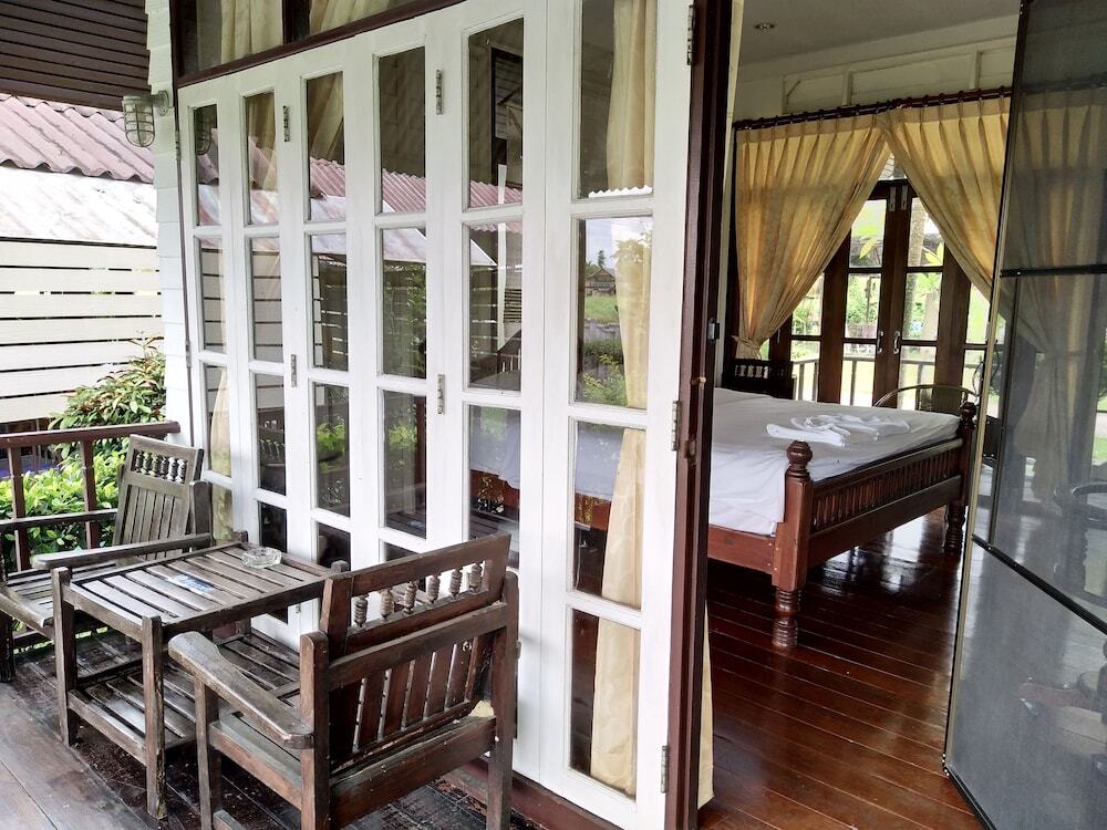 Столичный район Чантхабури: Khao Nam Khang Resort