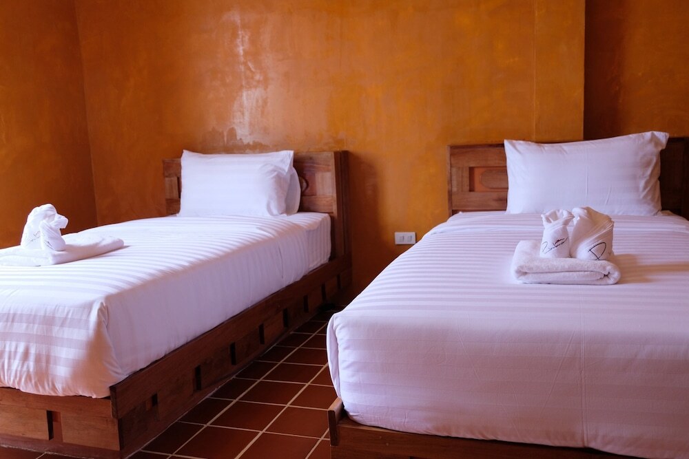 Сакон Накхон: Pimulano Hotel
