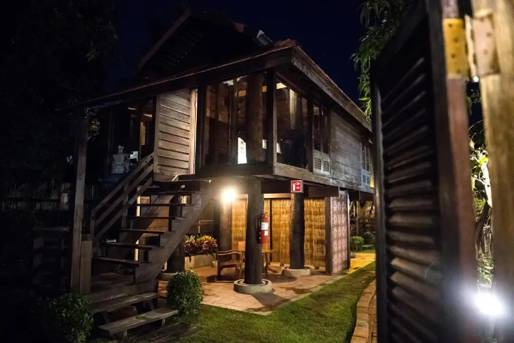 Пхитсанулок: Shinnabhura Historic Boutique hotel