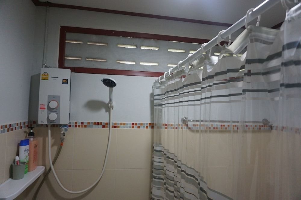 Ясотхон: Baan Suan Varaphan