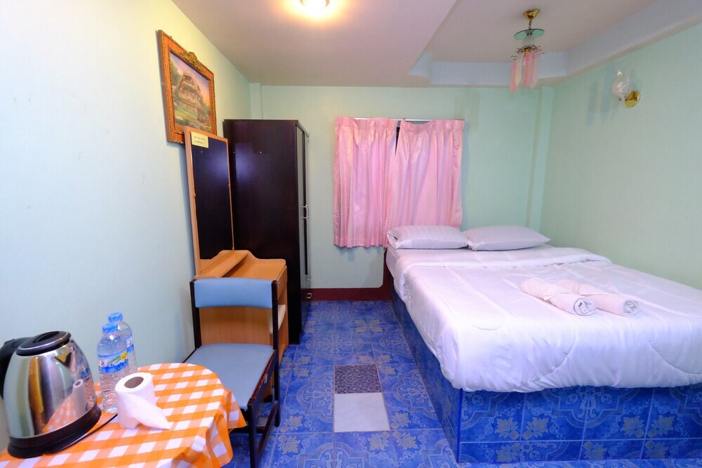 Хатъяй: Fuengfa Resort