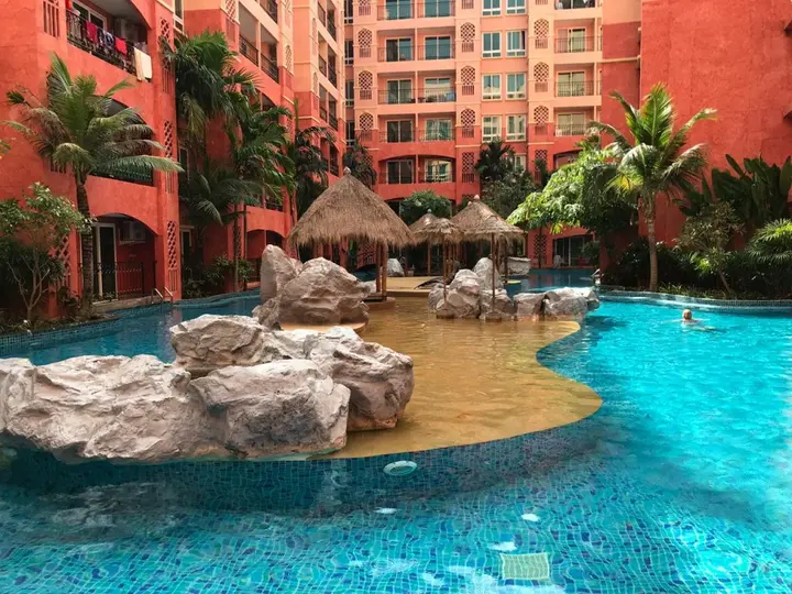 Паттайя: Отель Seven Seas Condo Resort