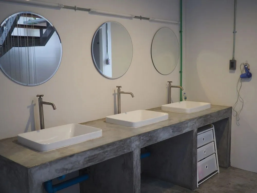 Хатъяй: Hybrit Hostel & Cafe
