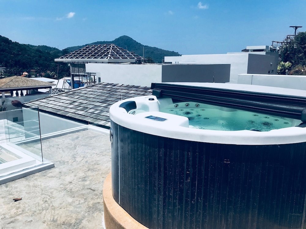 Кату: Skylight Villa B-01