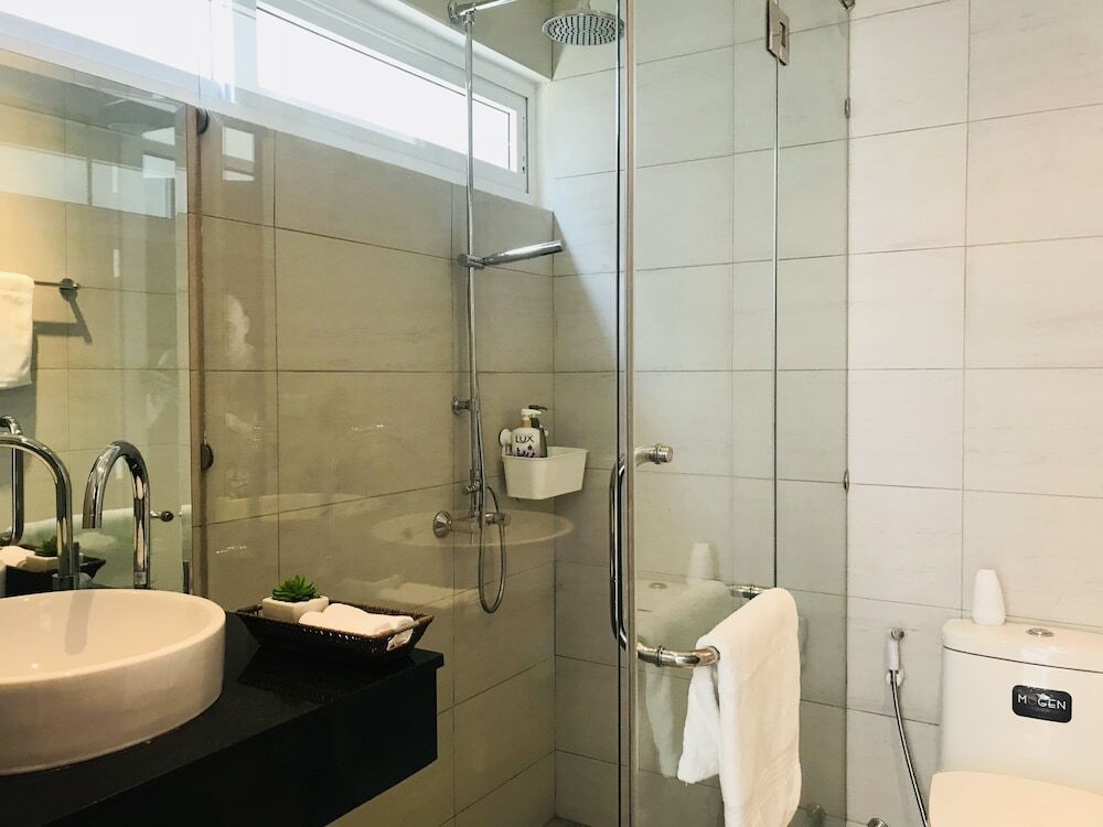 Кату: Skylight Villa B-01